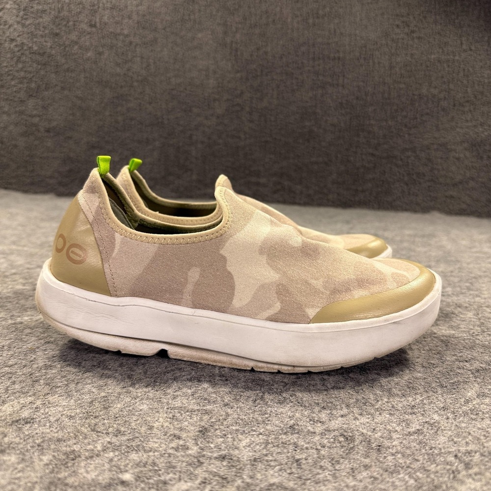 OOFOS OOmg Shoes Womens 9 Beige Camo Slip On Recovery Athletic Sneakers‎